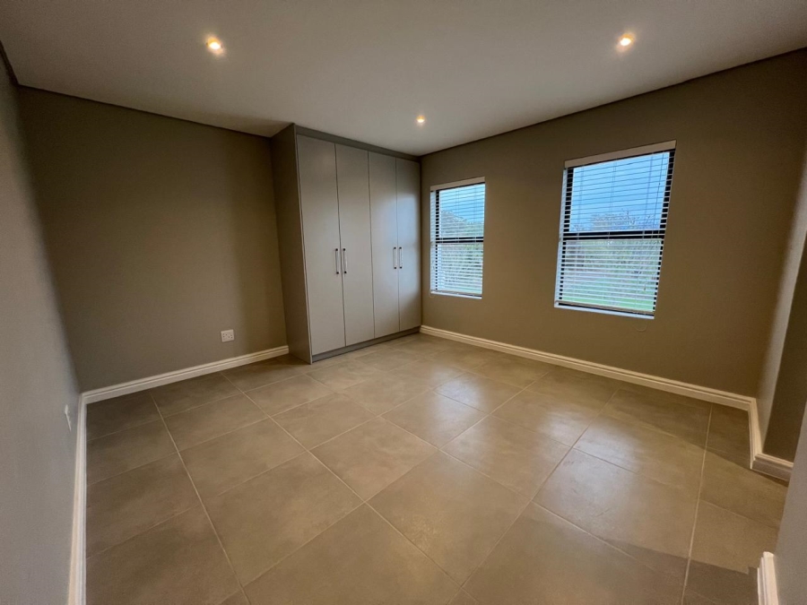 4 Bedroom Property for Sale in Croydon Gardens Estate Western Cape